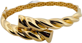 https://storage.alifshop.tj/media/images/alifshop/10013/braslet-iz-zolota-11-17g-1668163208961.png