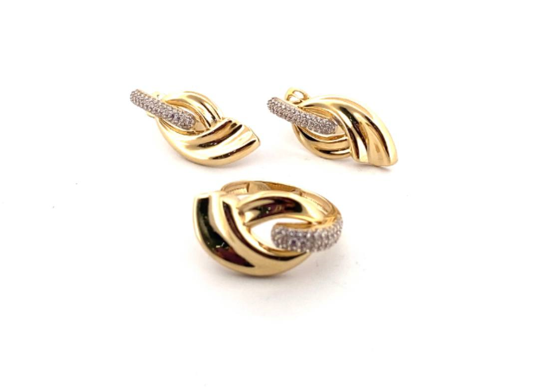 https://storage.alifshop.tj/media/images/alifshop/11174/komplekt-iz-zolota-razmer-18-9-59-gramm-1671692358504.png