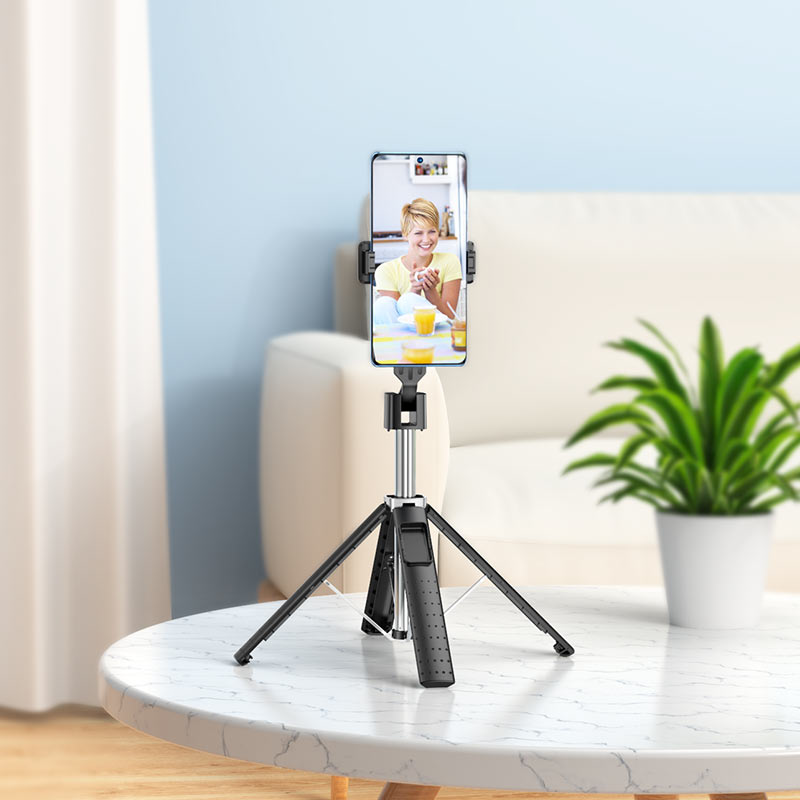 https://storage.alifshop.tj/media/images/alifshop/18028/derzhatel-dlya-smartfona-hoco-tabletop-holder-k18-wave-for-live-broadcast-chernyy-1695031417218.png