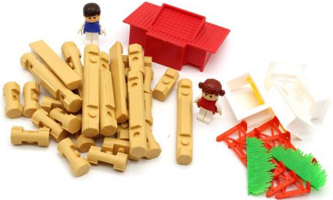 https://storage.alifshop.tj/media/images/alifshop/18289/konstruktor-taktoy-woodland-cottage-92-detali-1696413698399.png