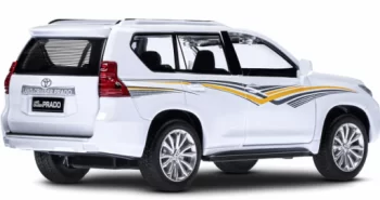 Игрушечная моделька Toyota Land Cruiser Prado металлическая, белый 