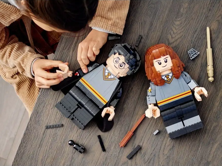 https://storage.alifshop.tj/media/images/alifshop/18741/konstruktor-harry-potter-6057-1673-detaley-1698395352614.png