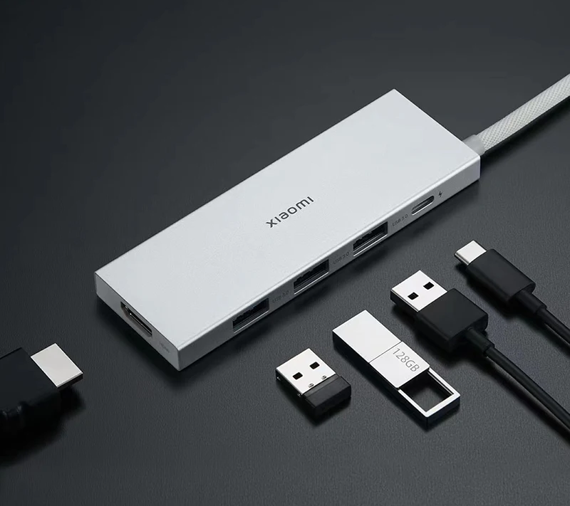 https://storage.alifshop.tj/media/images/alifshop/21082/usb-koncentrator-xiaomi-5-v-1-xmds05ym-serebristyy-1707974034844.png