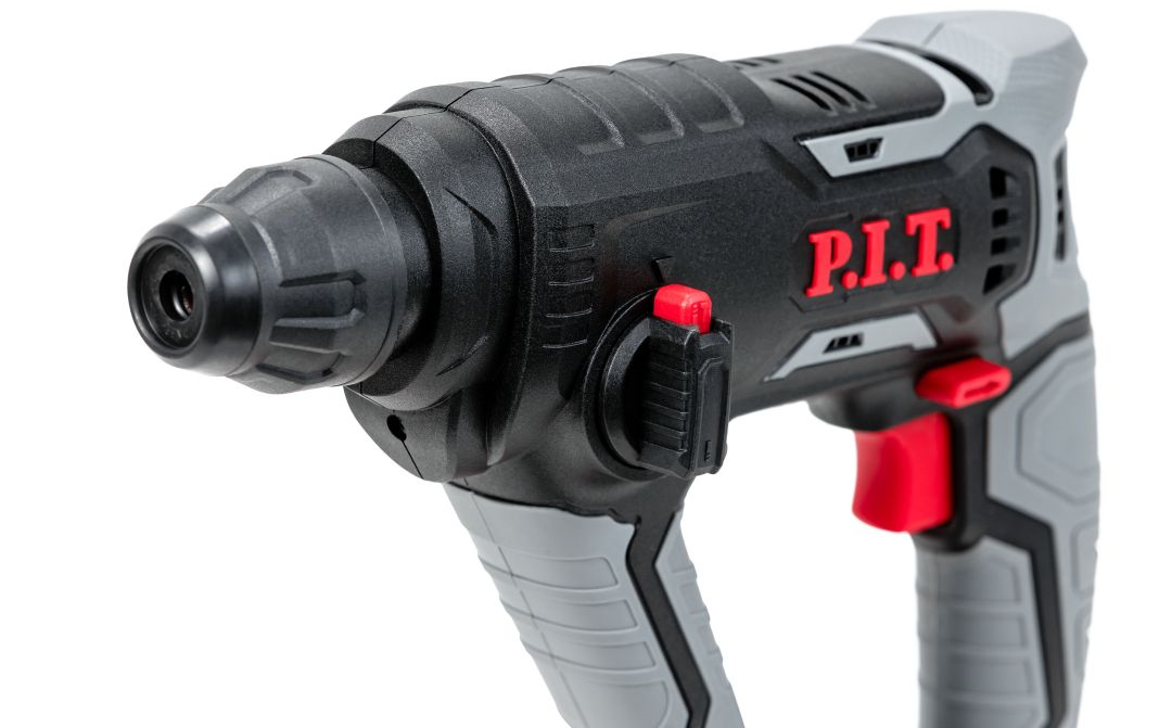 https://storage.alifshop.tj/media/images/alifshop/23726/perforator-p-i-t-pbh20h-18a-20v-chernyy-1720502539998.png
