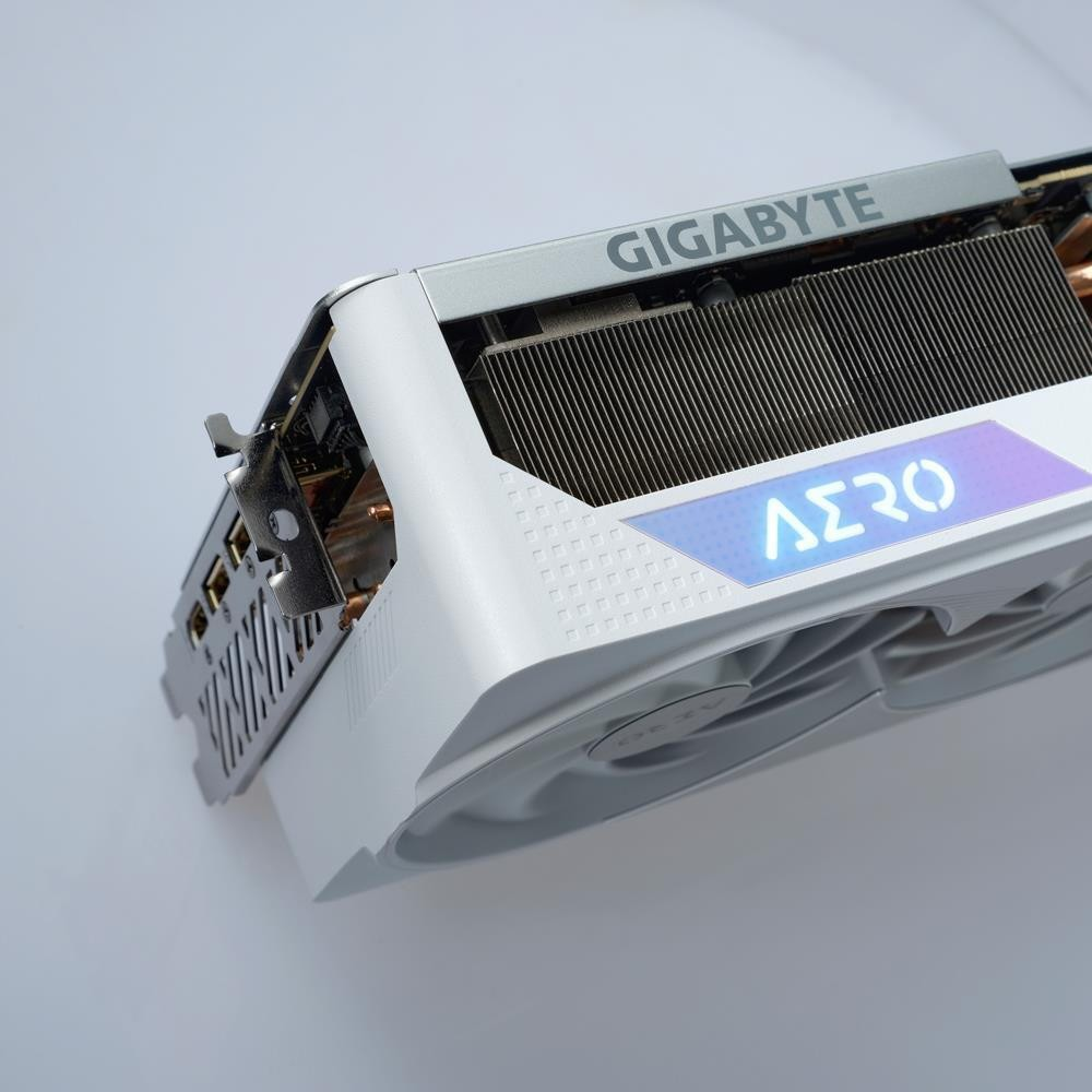 https://storage.alifshop.tj/media/images/alifshop/24850/videokarta-gigabyte-geforce-rtx-4080-aero-oc-16gb-1724910512253.png
