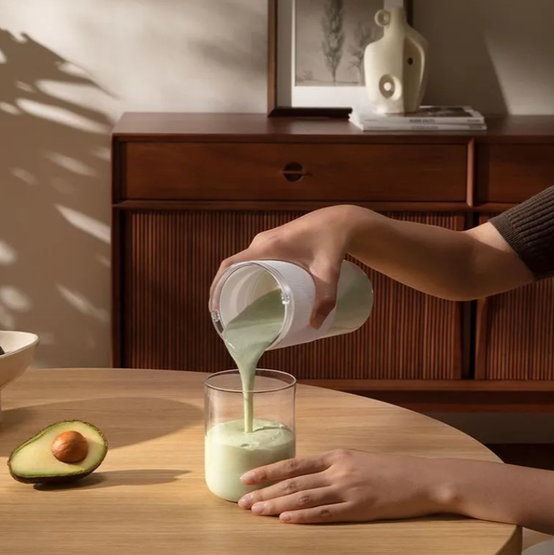 https://storage.alifshop.tj/media/images/alifshop/28678/portativnyy-blender-xiaoxiaomi-mijia-portable-juicer-cup-2-mjzzb02pl-belyy-1767159821826.png