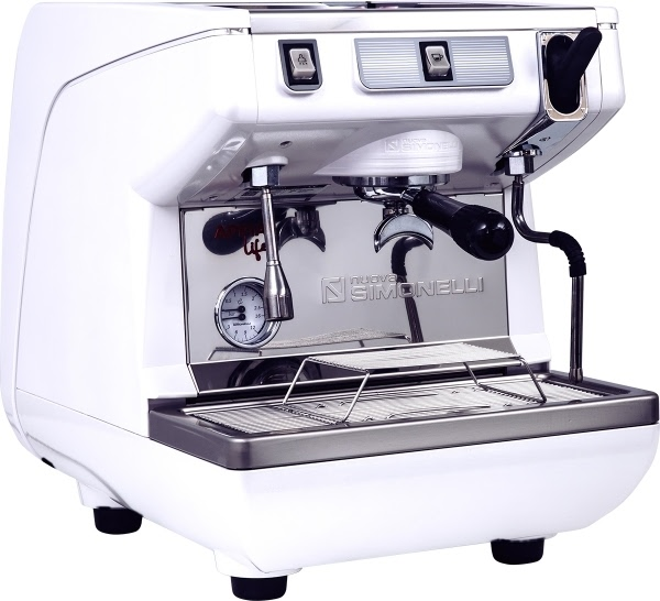 https://storage.alifshop.tj/media/images/alifshop/30118/kofemashina-nuova-simonelli-appia-life-1gr-1900-vt-belyy-1739186600577.png