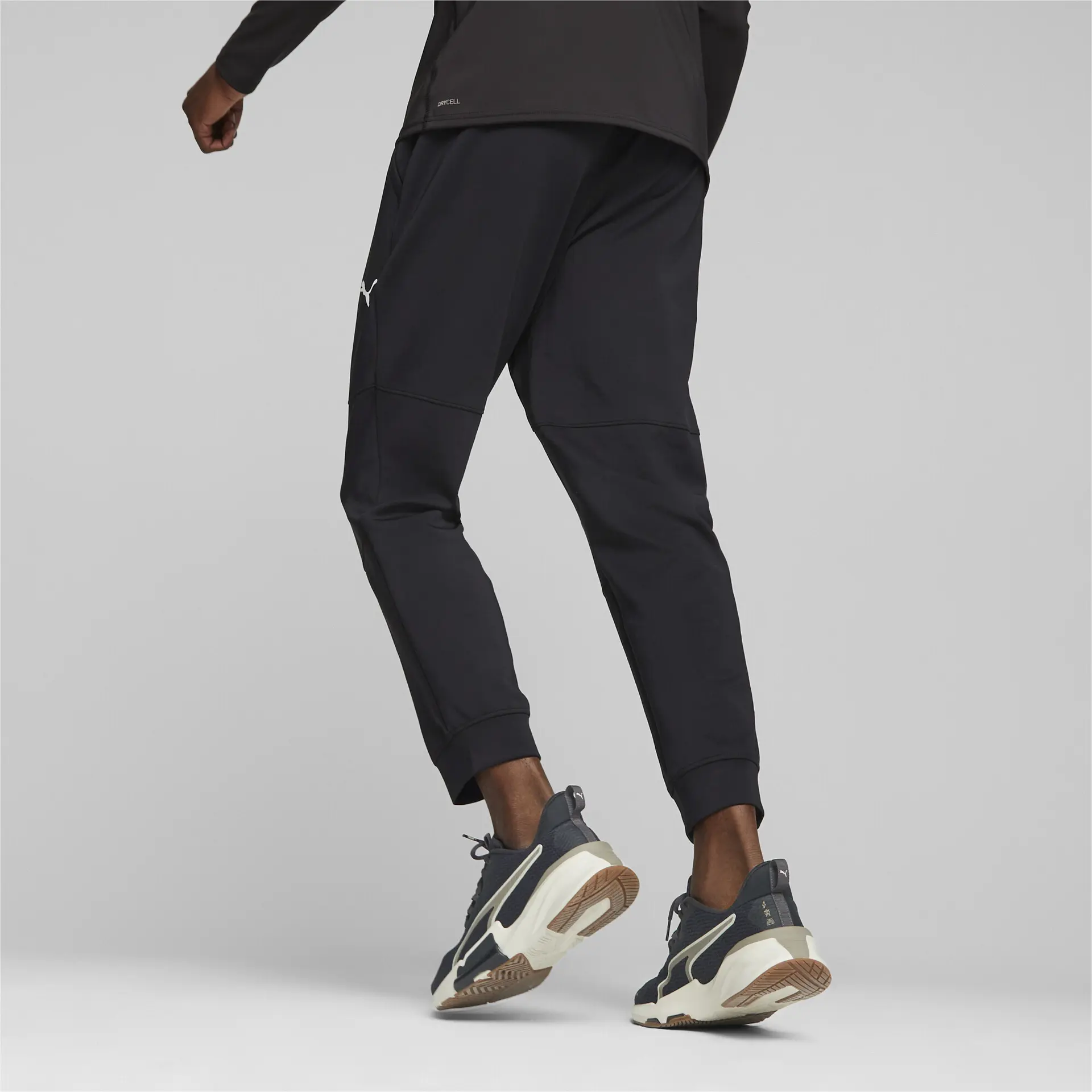 https://storage.alifshop.tj/media/images/alifshop/32679/muzhskie-sportivnye-shtany-puma-fit-double-knit-jogger-s-chernyy-1741844641156.png