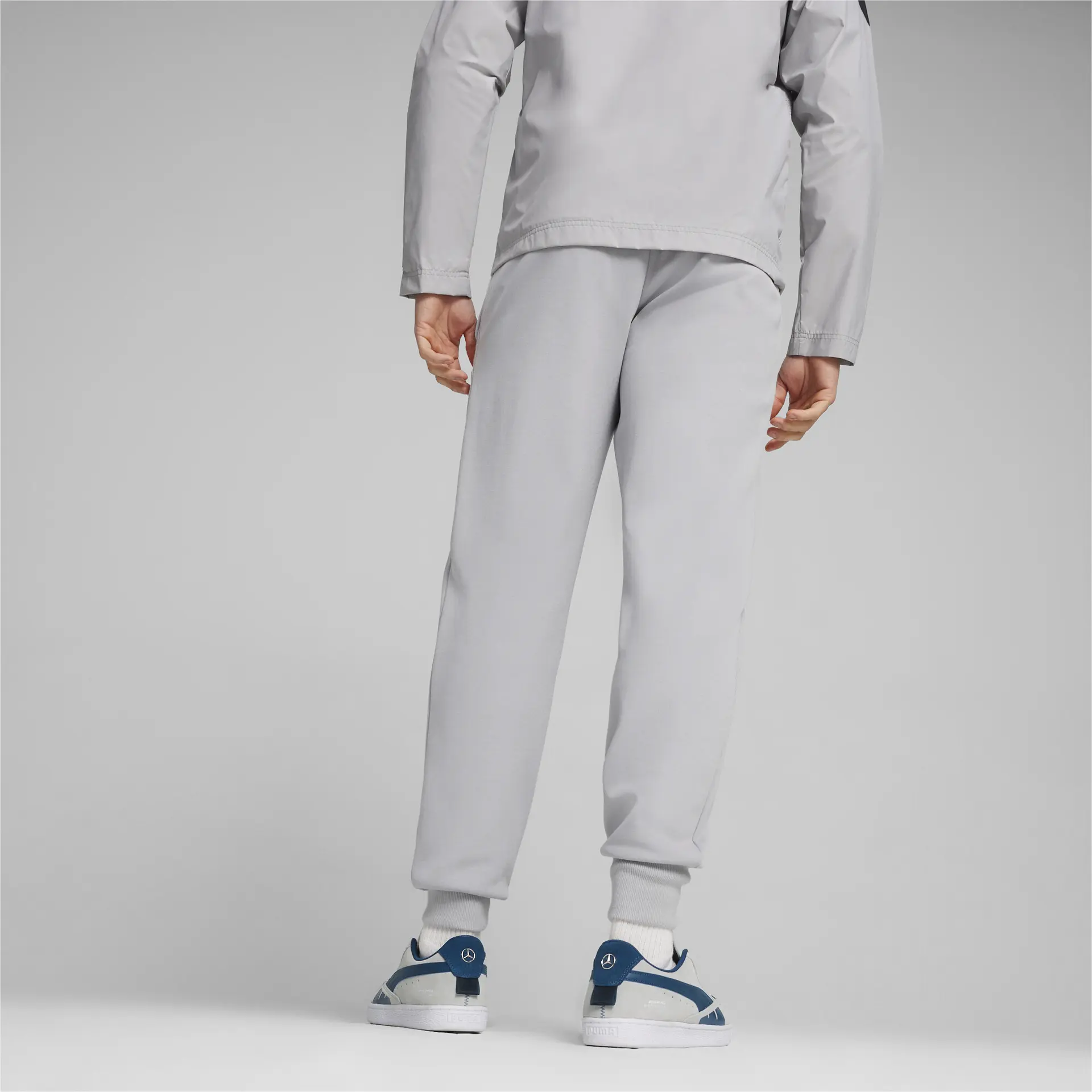 https://storage.alifshop.tj/media/images/alifshop/32824/muzhskie-sportivnye-shtany-puma-mapf1-sweatpants-cc-xxl-seryy-1741926783295.png