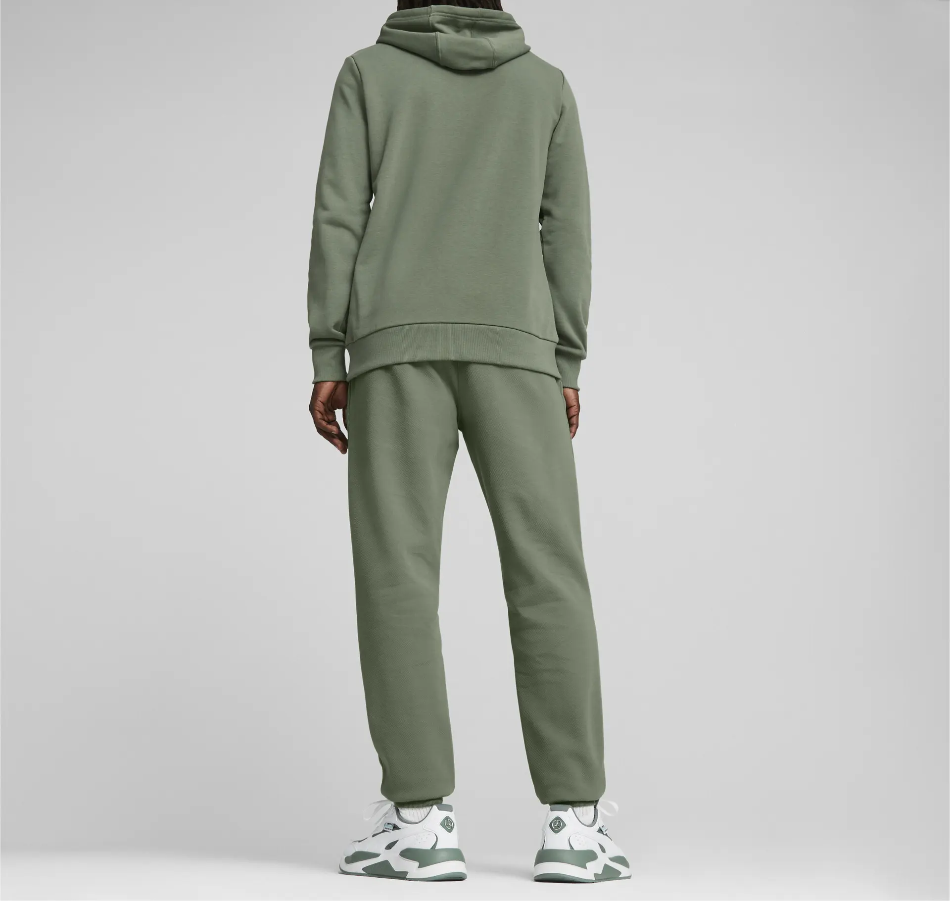https://storage.alifshop.tj/media/images/alifshop/32836/muzhskie-sportivnye-shtany-puma-mapf1-sweatpants-reg-cc-m-zelenyy-1741927660418.png