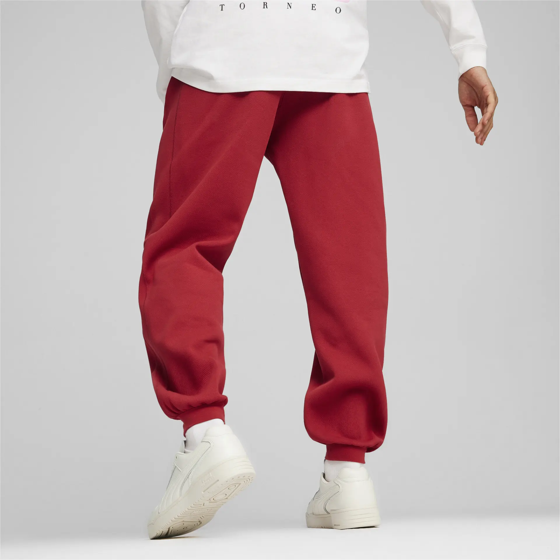 https://storage.alifshop.tj/media/images/alifshop/32855/muzhskie-sportivnye-shtany-puma-mmq-t7-track-pants-xl-krasnyy-1741928891201.png