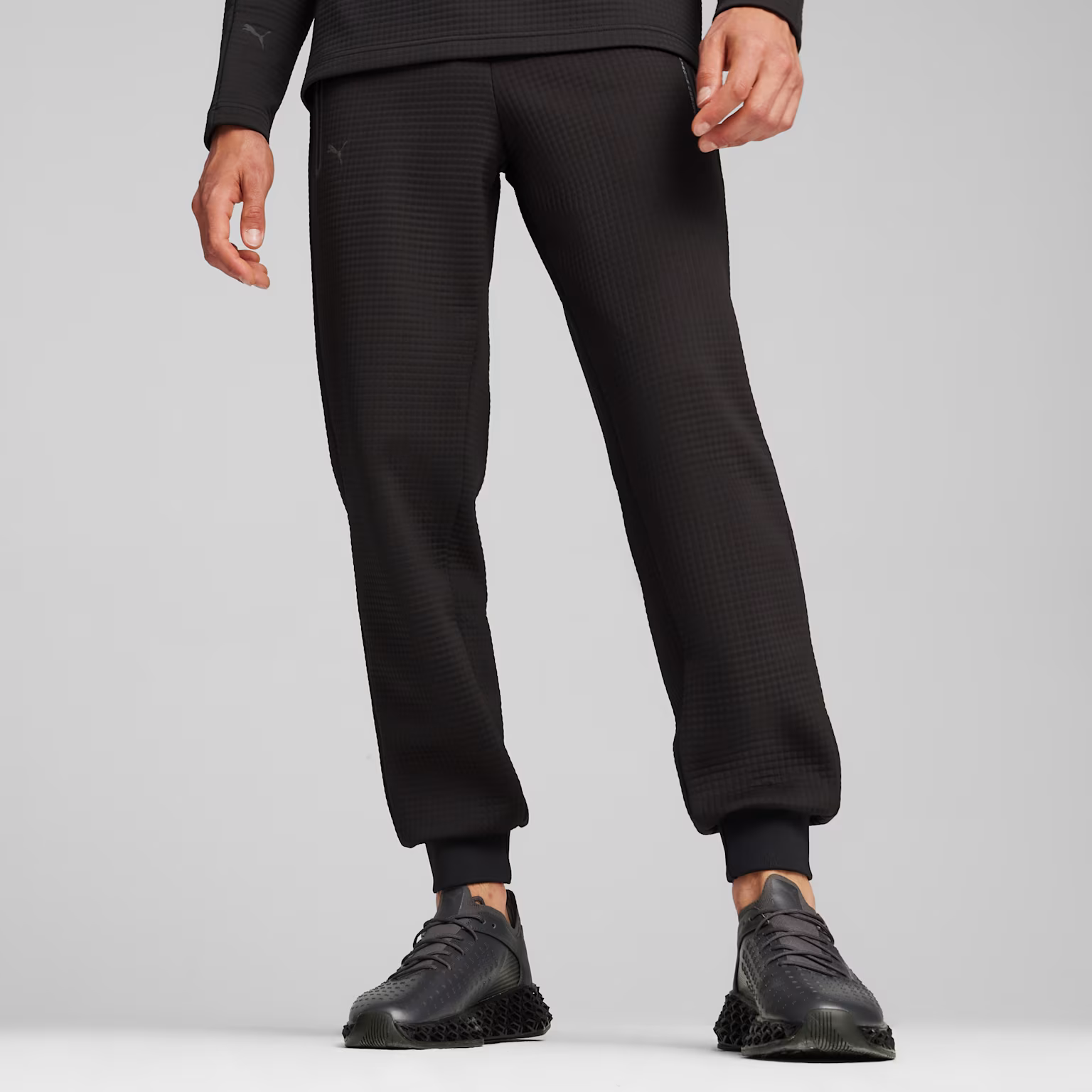 https://storage.alifshop.tj/media/images/alifshop/32952/muzhskie-bryuki-puma-porsche-sweat-pants-s-chernyy-1741946647190.png