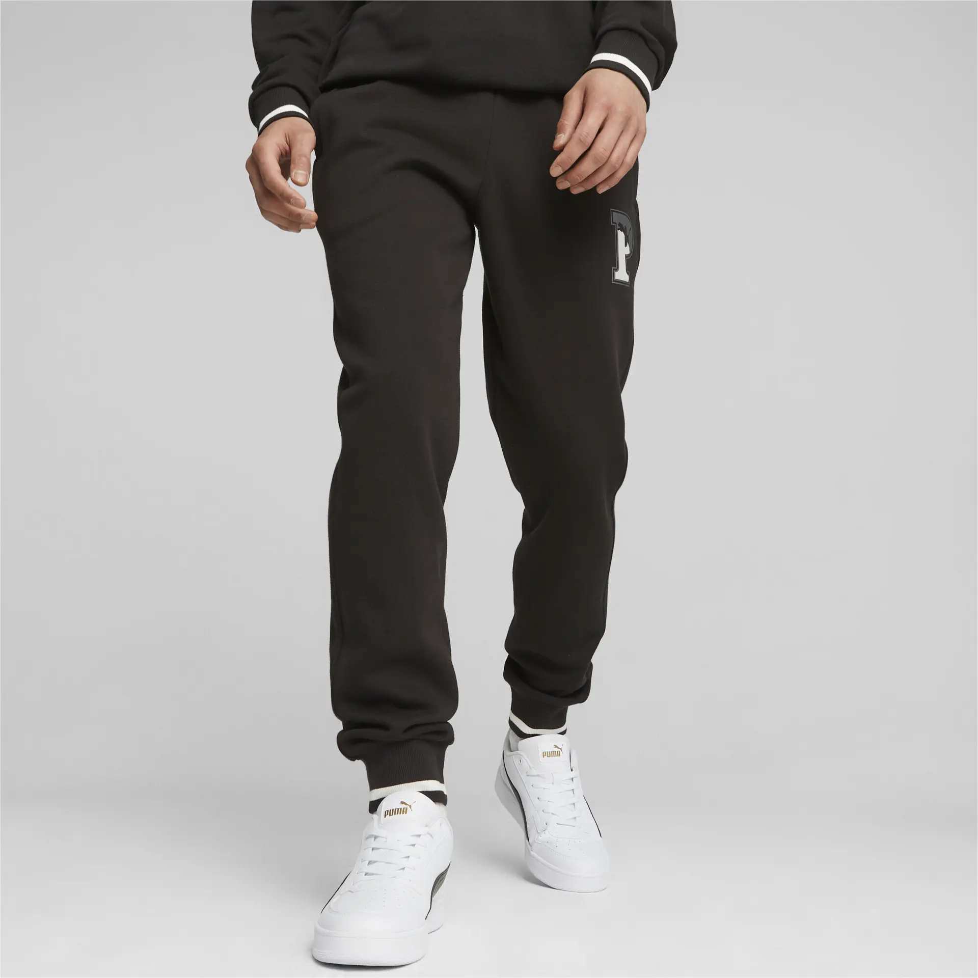 https://storage.alifshop.tj/media/images/alifshop/33216/muzhskie-sportivnye-shtany-puma-squad-sweatpants-fl-cl-l-chernyy-1742203269872.png
