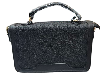 https://storage.alifshop.tj/media/images/alifshop/33554/sumka-zhenskaya-8263-chernyy-1742297153732.png