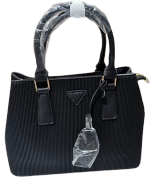 https://storage.alifshop.tj/media/images/alifshop/33565/sumka-zhenskaya-8256-chernyy-1742298061511.png