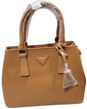 https://storage.alifshop.tj/media/images/alifshop/33568/sumka-zhenskaya-8256-korichnevyy-1742298183739.png