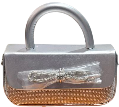 https://storage.alifshop.tj/media/images/alifshop/33820/sumochka-zhenskaya-so-strazami-85003-serebristyy-1742373242505.png