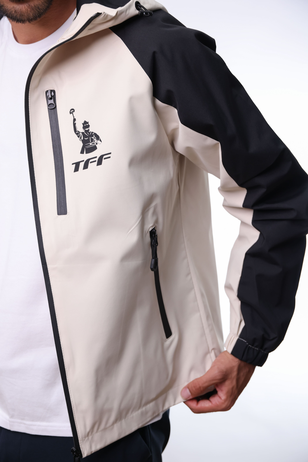 https://storage.alifshop.tj/media/images/alifshop/33930/vetrovka-tff-3004-xxl-bezhevyy-1742452235950.png