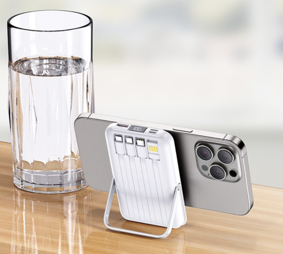 https://storage.alifshop.tj/media/images/alifshop/34113/vneshniy-akkumulyator-fengqi-cc10-10000-mach-belyy-1758518641087.png