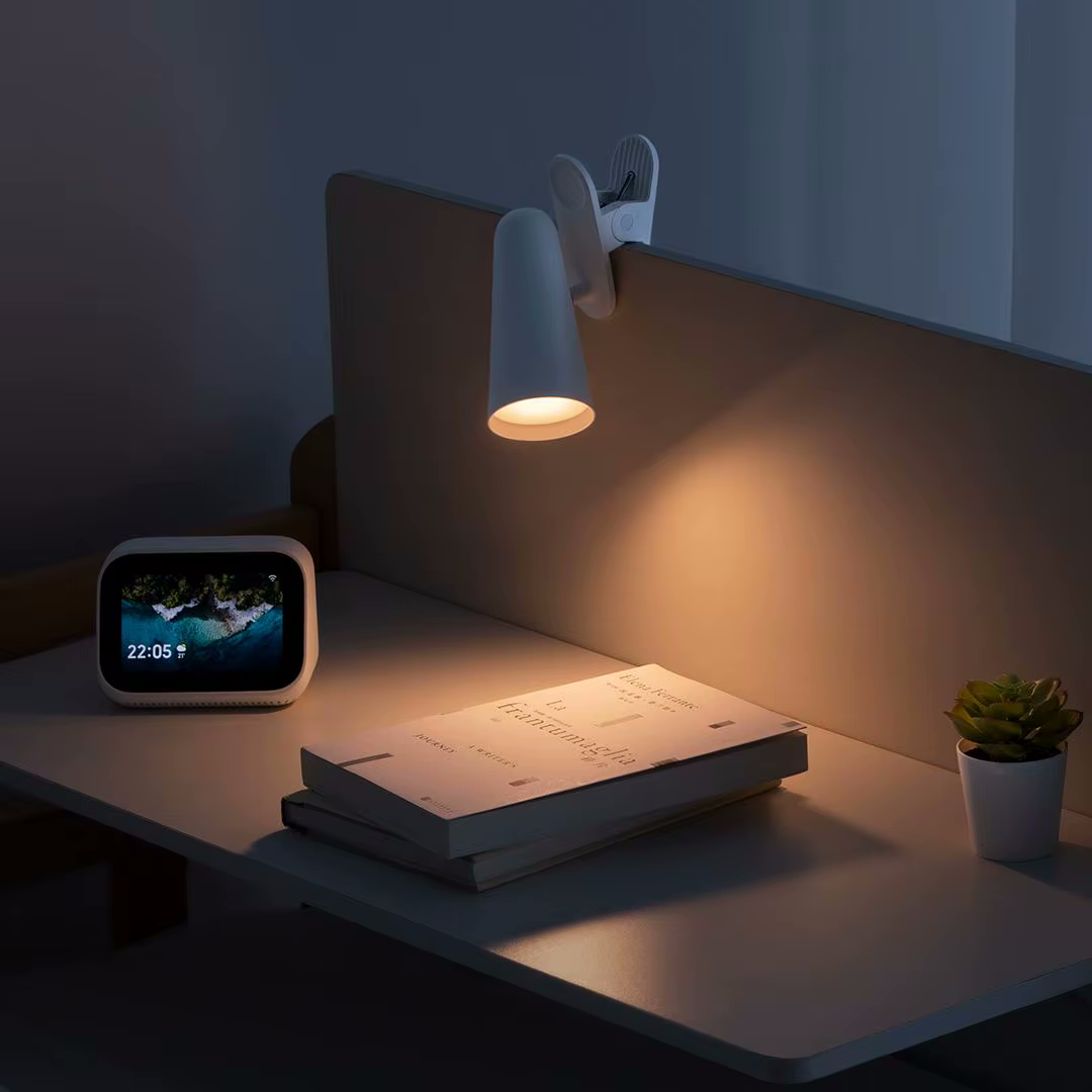 https://storage.alifshop.tj/media/images/alifshop/35732/nastolnaya-lampa-xiaomi-mijia-mjtdo5yl-belyy-1745819746184.png