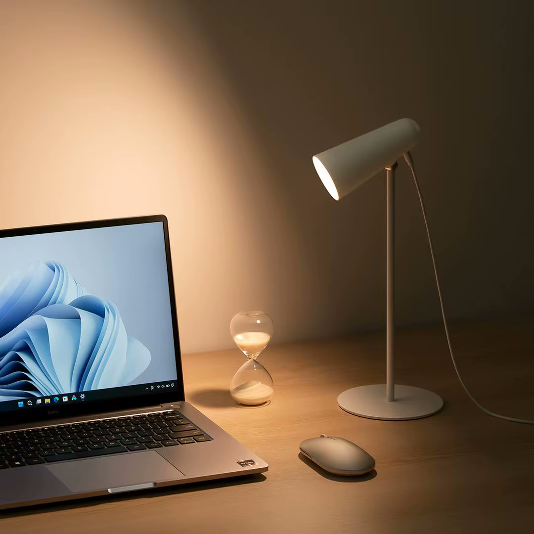 https://storage.alifshop.tj/media/images/alifshop/35732/nastolnaya-lampa-xiaomi-mijia-mjtdo5yl-belyy-1745819747956.png
