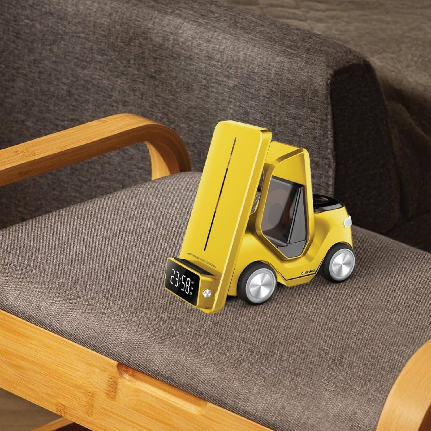 https://storage.alifshop.tj/media/images/alifshop/35858/zaryadnaya-stanciya-green-lion-forklift-5-v-1-zheltyy-1746078138513.jpg