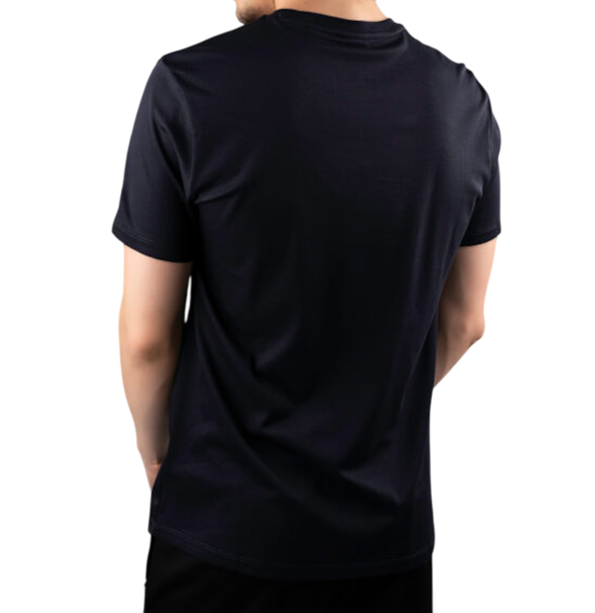 https://storage.alifshop.tj/media/images/alifshop/36123/muzhskaya-futbolka-rabex-white-line-atws43-l-chernyy-1759206776268.png