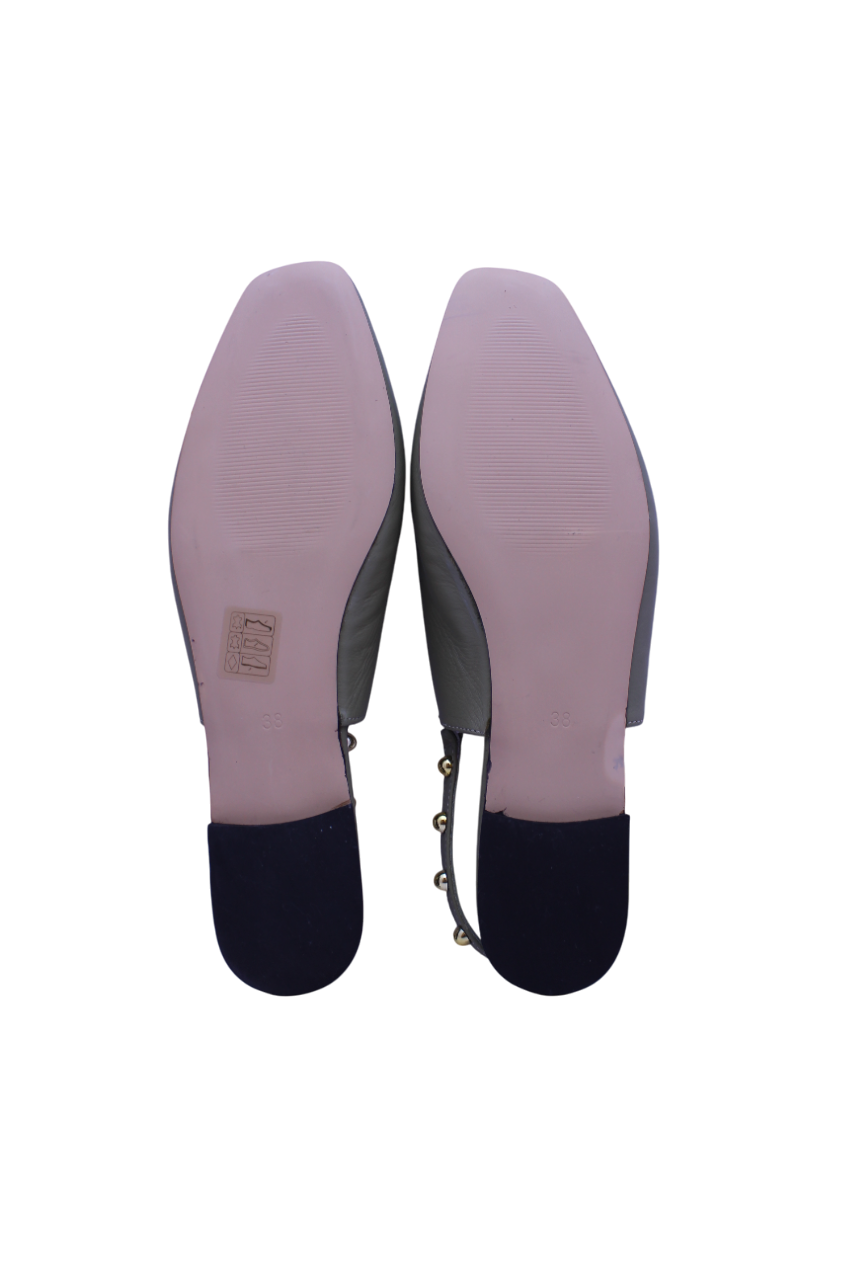 https://storage.alifshop.tj/media/images/alifshop/37210/bosonozhki-zaro-bazelli-m22-105-38-razmer-haki-1749704117158.png