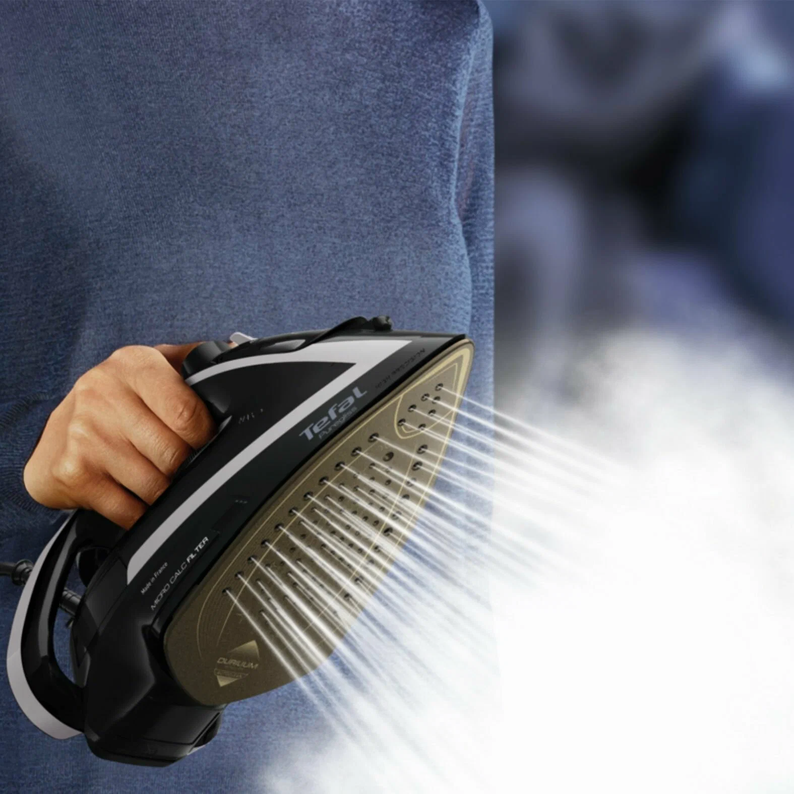https://storage.alifshop.tj/media/images/alifshop/37978/utyug-tefal-fv8082e0-chernyy-1750315234955.png