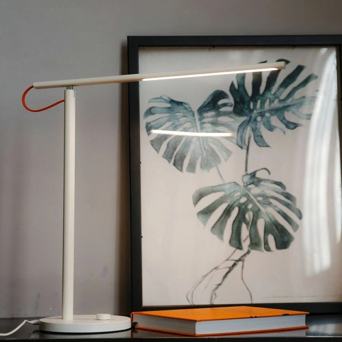 https://storage.alifshop.tj/media/images/alifshop/39563/nastolnaya-lampa-xiaomi-mi-led-desk-lamp-1s-mjtd01ssjnyl-belyy-1752150381160.png