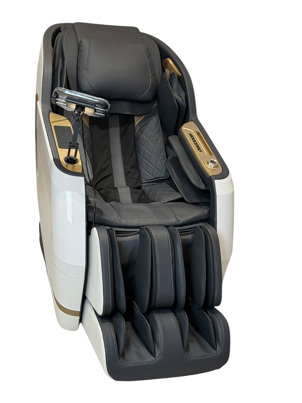 https://storage.alifshop.tj/media/images/alifshop/42850/massazhnoe-kreslo-mdw-90-cherno-bezhevyy-1761811083324.png