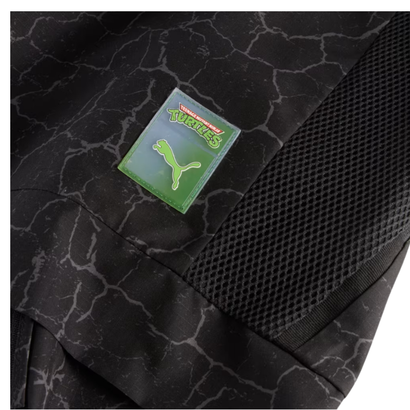 https://storage.alifshop.tj/media/images/alifshop/45119/vetrovka-puma-hoops-x-tmnt-pumatech-relaxed-track-jacket-630102-l-chernyy-1765782083342.png