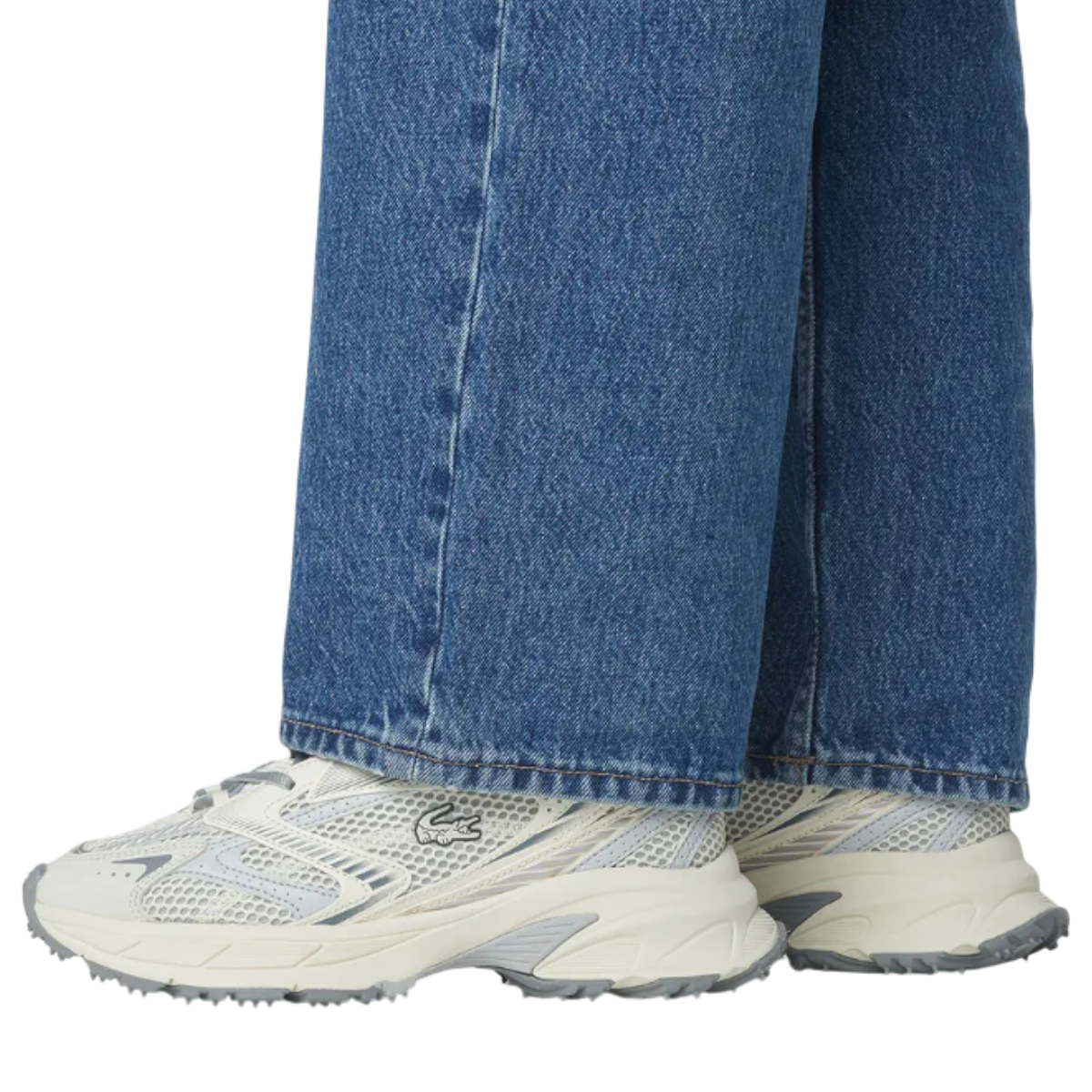 https://storage.alifshop.tj/media/images/alifshop/45563/krossovki-lacoste-l003-neo-shot-749sfa0007-41-razmer-belo-ceryy-1765904246842.png