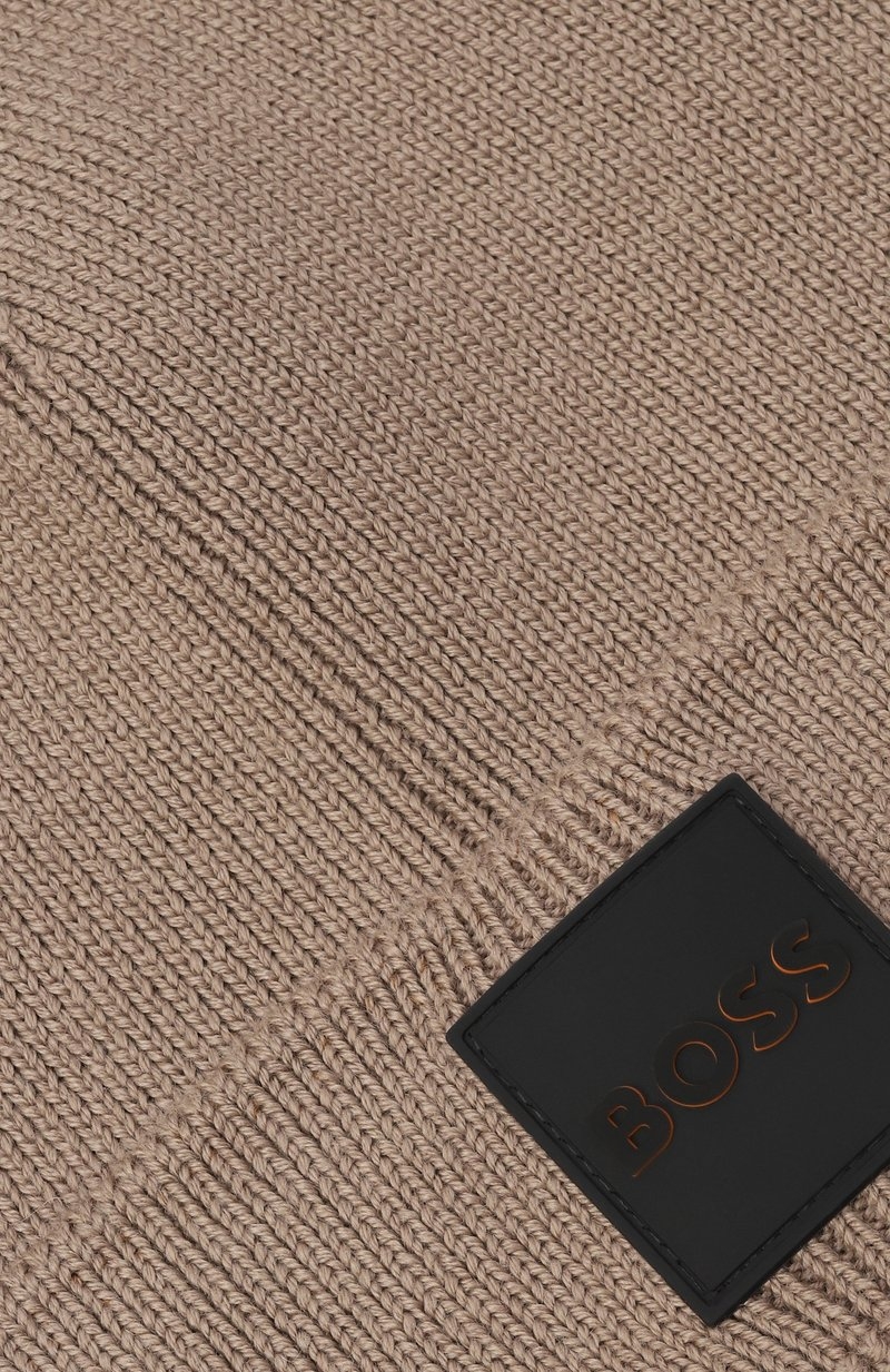 https://storage.alifshop.tj/media/images/alifshop/47156/shapka-hugo-boss-orange-50546155-temno-bezhevyy-1767702956438.jpg