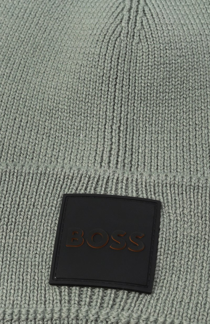 https://storage.alifshop.tj/media/images/alifshop/47157/shapka-hugo-boss-orange-50546155-seryy-1767703106352.jpg