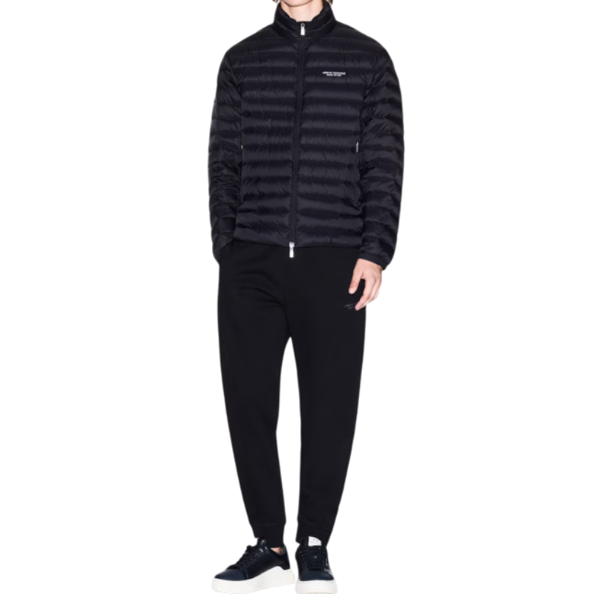 https://storage.alifshop.tj/media/images/alifshop/47372/kurtka-armani-exchange-xm001919-af16927-xxl-chernyy-1768030389021.png
