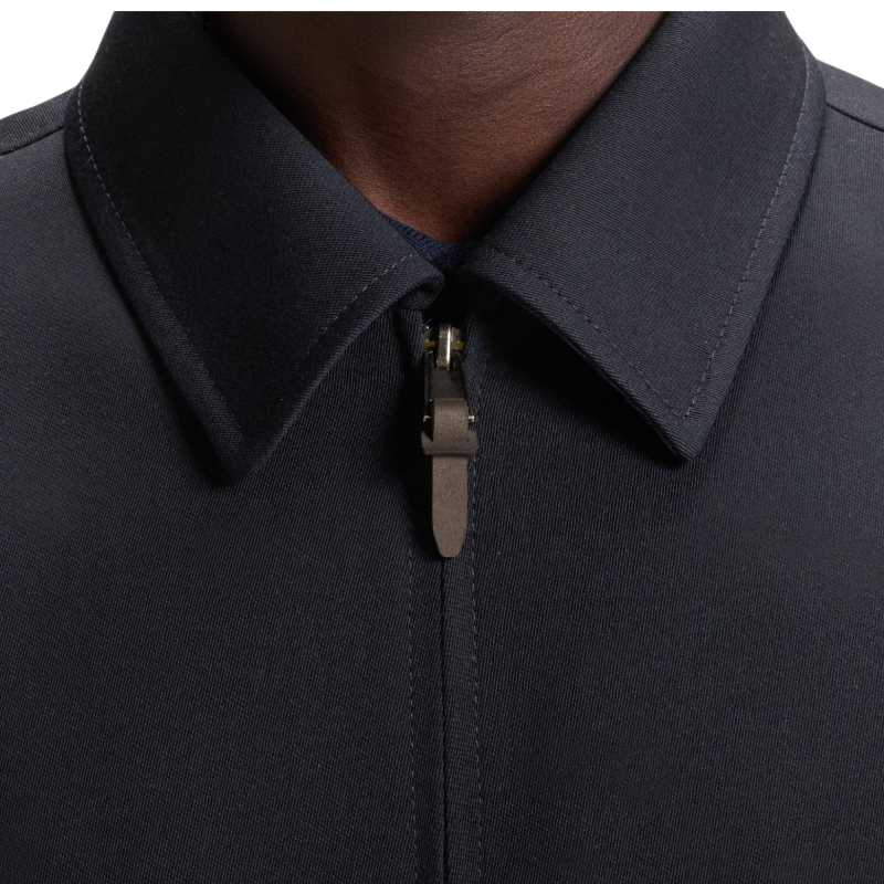 https://storage.alifshop.tj/media/images/alifshop/47442/kurtk-hugo-boss-slim-fit-jacket-with-water-repellent-finish-50545397-xl-temno-siniy-1768147903622.png