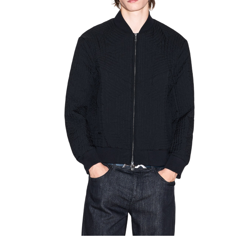 https://storage.alifshop.tj/media/images/alifshop/47503/kurtka-armani-exchange-xm001101-af16343-xl-chernyy-1768191011920.png