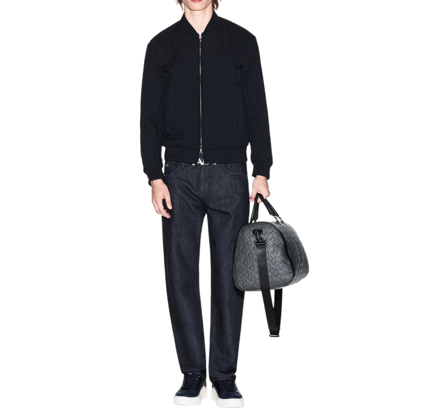https://storage.alifshop.tj/media/images/alifshop/47503/kurtka-armani-exchange-xm001101-af16343-xl-chernyy-1768191014160.png
