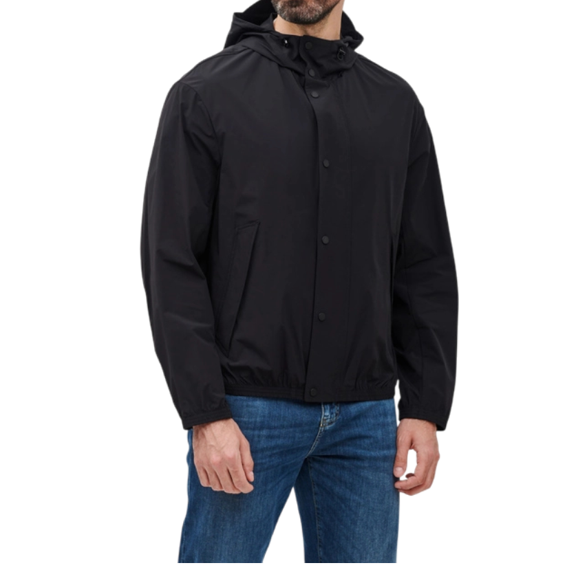 https://storage.alifshop.tj/media/images/alifshop/47534/kurtka-armani-exchange-xm000210-af10357-s-chernyy-1768195777885.png