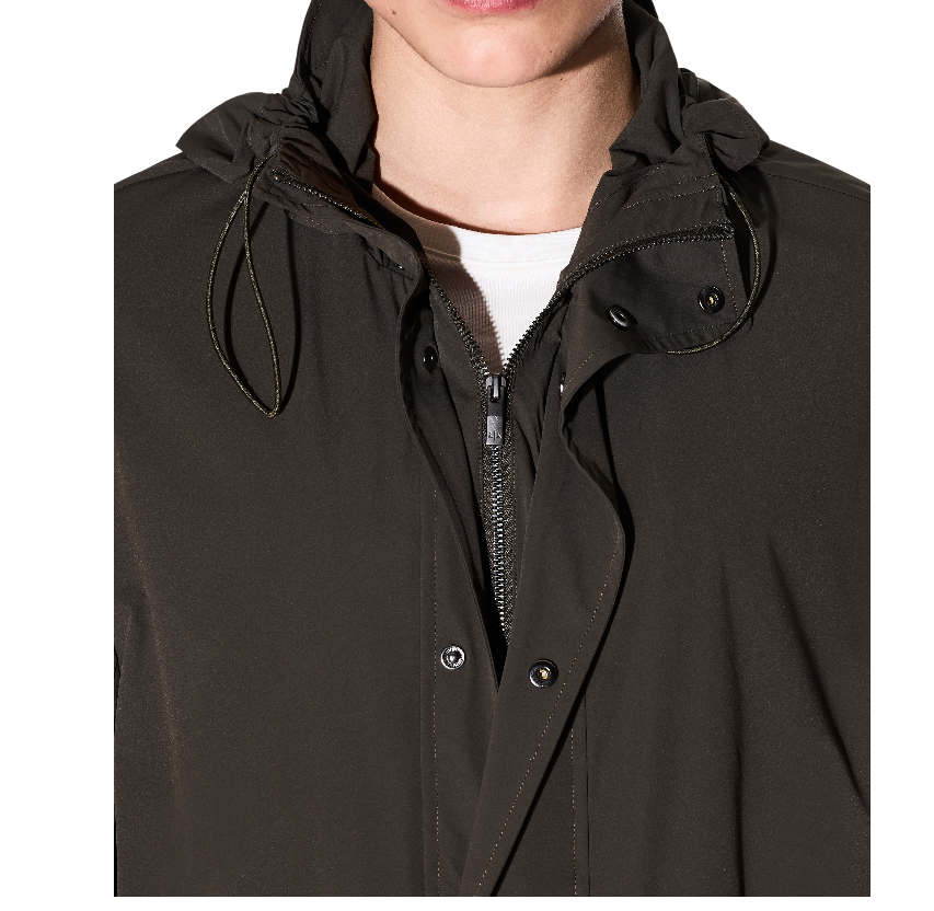 https://storage.alifshop.tj/media/images/alifshop/47564/kurtka-armani-exchange-xm000210-af10357-s-zelenyy-1768197292030.png