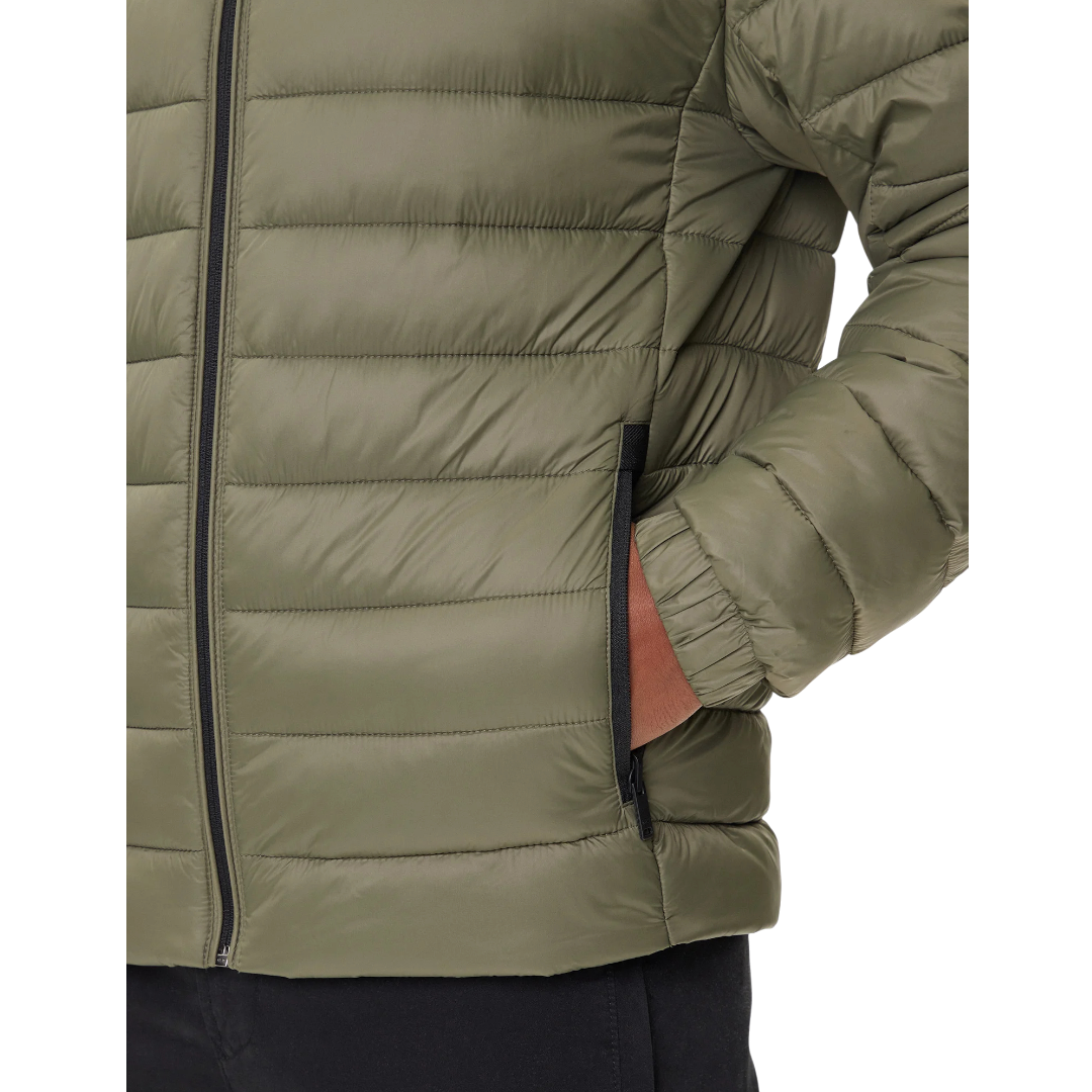 https://storage.alifshop.tj/media/images/alifshop/47589/kurtka-hugo-boss-mixed-quilting-packable-jacket-50530822-xs-haki-1768198782325.png