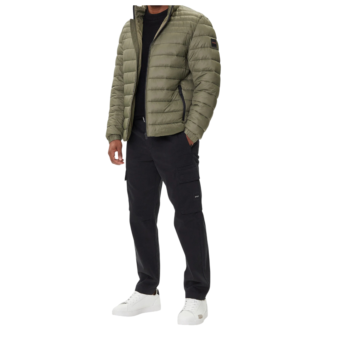 https://storage.alifshop.tj/media/images/alifshop/47594/kurtka-hugo-boss-mixed-quilting-packable-jacket-50530822-xl-haki-1768198906358.png