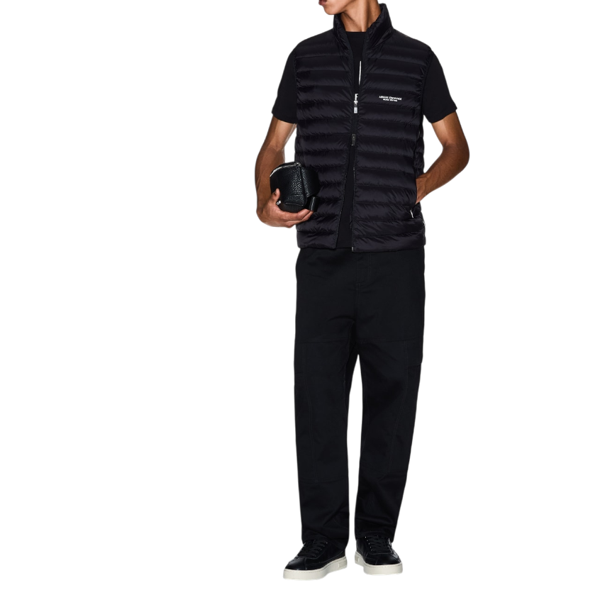 https://storage.alifshop.tj/media/images/alifshop/47768/zhilet-armani-exchange-xm001576-af16927-m-chernyy-1768362132255.png