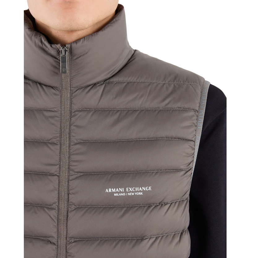 https://storage.alifshop.tj/media/images/alifshop/47783/zhilet-armani-exchange-xm001576-af16927-s-seryy-1768366565332.png