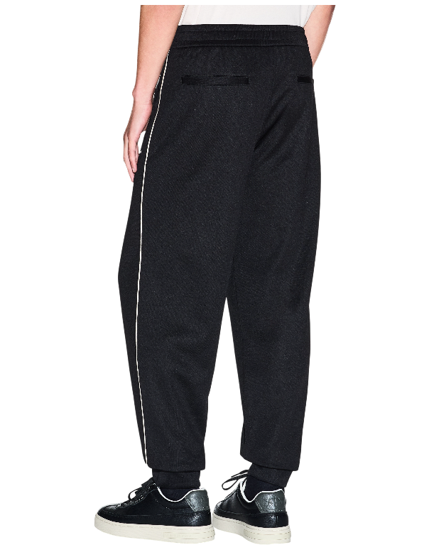 https://storage.alifshop.tj/media/images/alifshop/49063/muzhskie-bryuki-armani-exchange-xm001358-af16278-s-chernyy-1769427814892.png