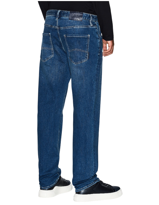 https://storage.alifshop.tj/media/images/alifshop/49414/muzhskie-dzhinsy-armani-exchange-xm000069-af14266-xxl-siniy-1769683448754.png