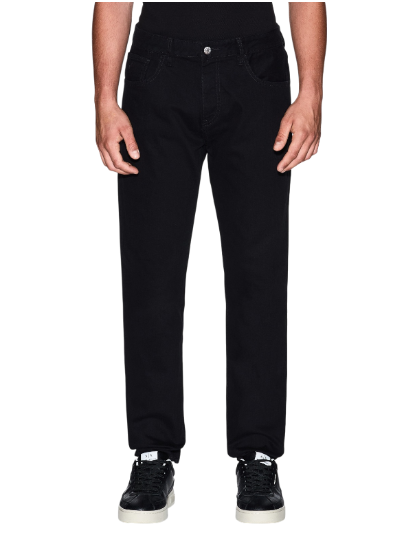 https://storage.alifshop.tj/media/images/alifshop/49473/muzhskie-dzhinsy-armani-exchange-xm000049-af14267-m-chernyy-1769749545255.png