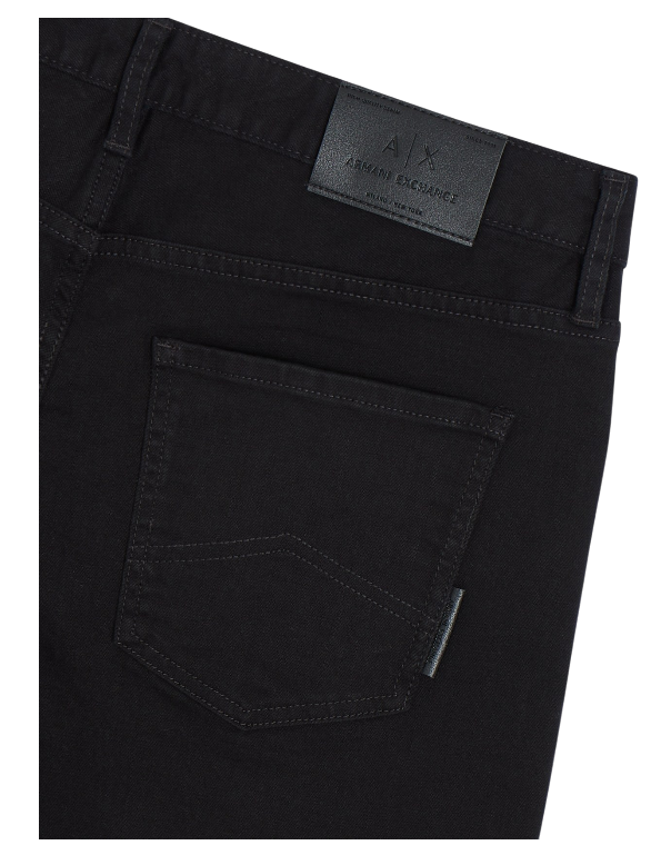 https://storage.alifshop.tj/media/images/alifshop/49473/muzhskie-dzhinsy-armani-exchange-xm000049-af14267-m-chernyy-1769749547616.png