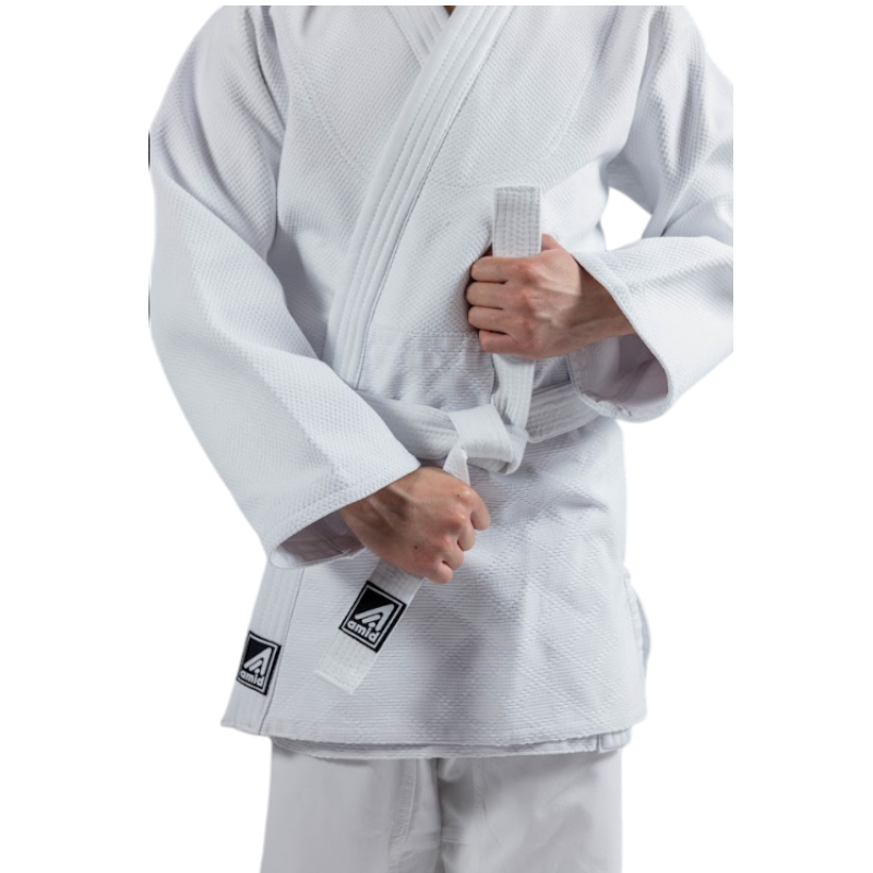 https://storage.alifshop.tj/media/images/alifshop/49500/kimono-dlya-dzyudo-amid-standart-145-sm-belyy-1769751430707.png